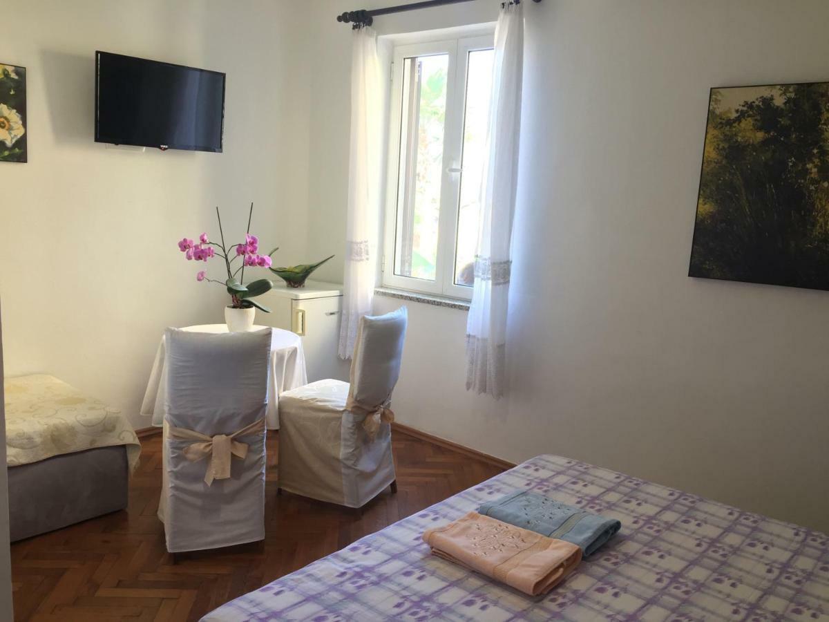 Rooms Tusculum Opatija Exteriör bild